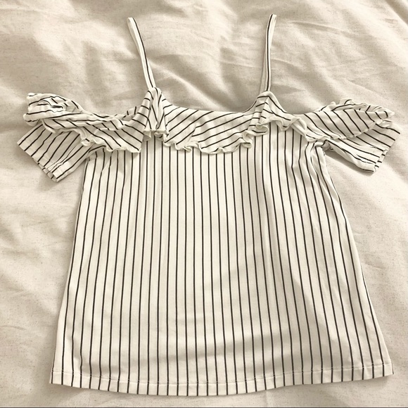 AMERICAN EAGLE Striped Ruffle Top NWOT - Picture 2 of 7